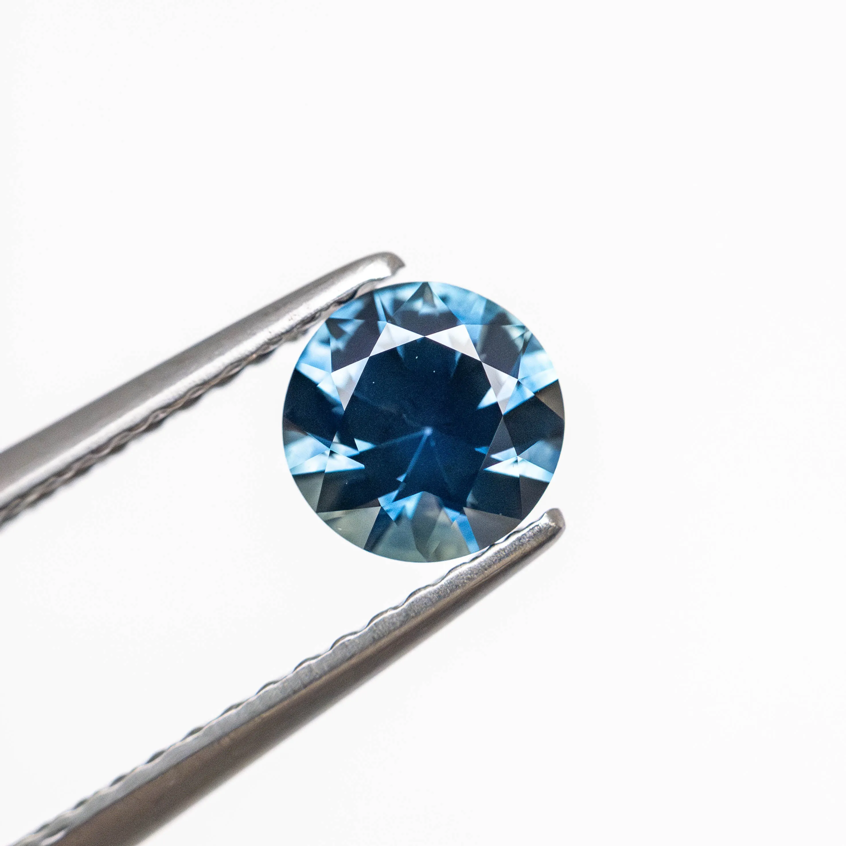 0.72ct 5.48x5.49x3.46mm Round Brilliant Sapphire 19942-50