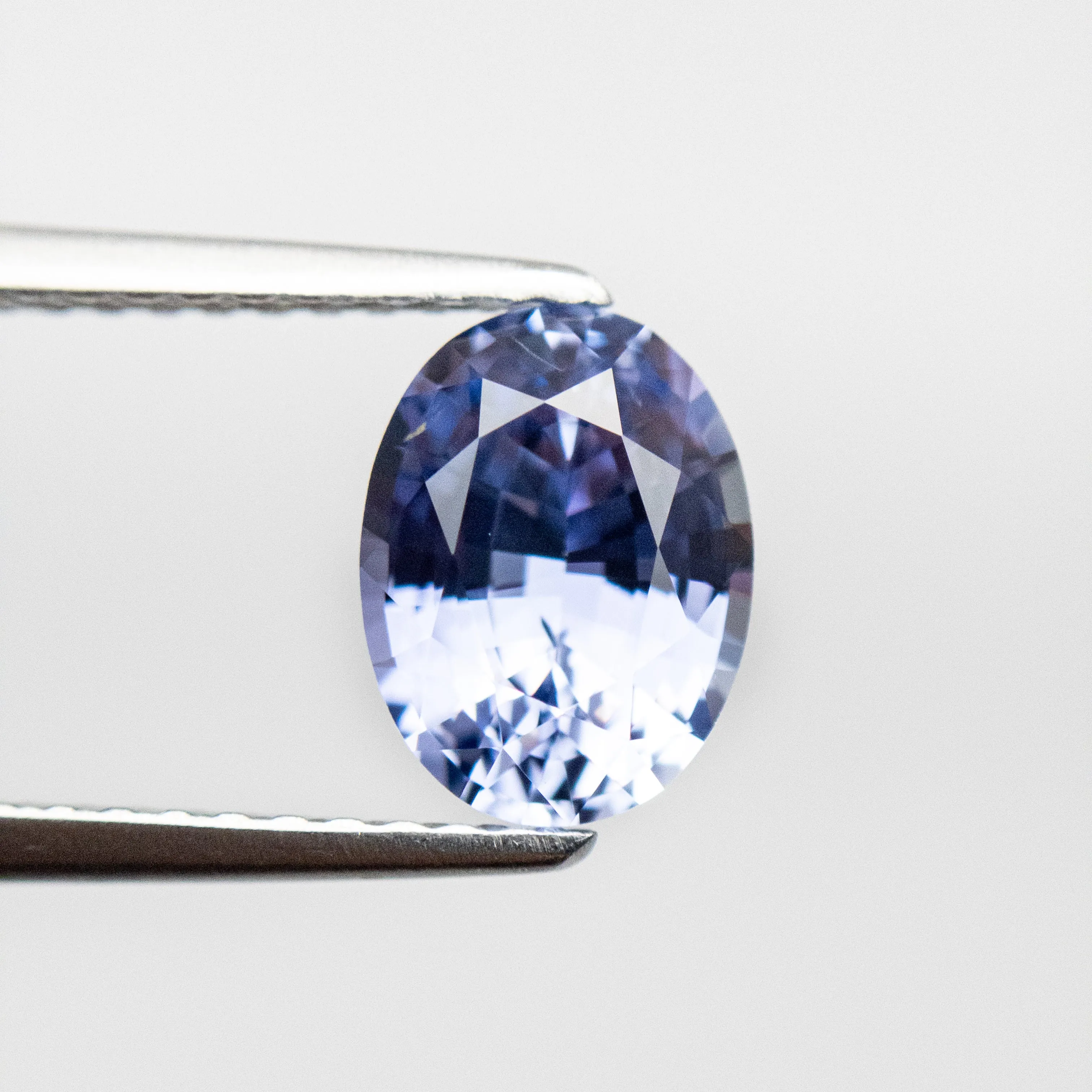 1.52ct 7.91x5.91x3.99mm Oval Brilliant Sapphire 22172-01