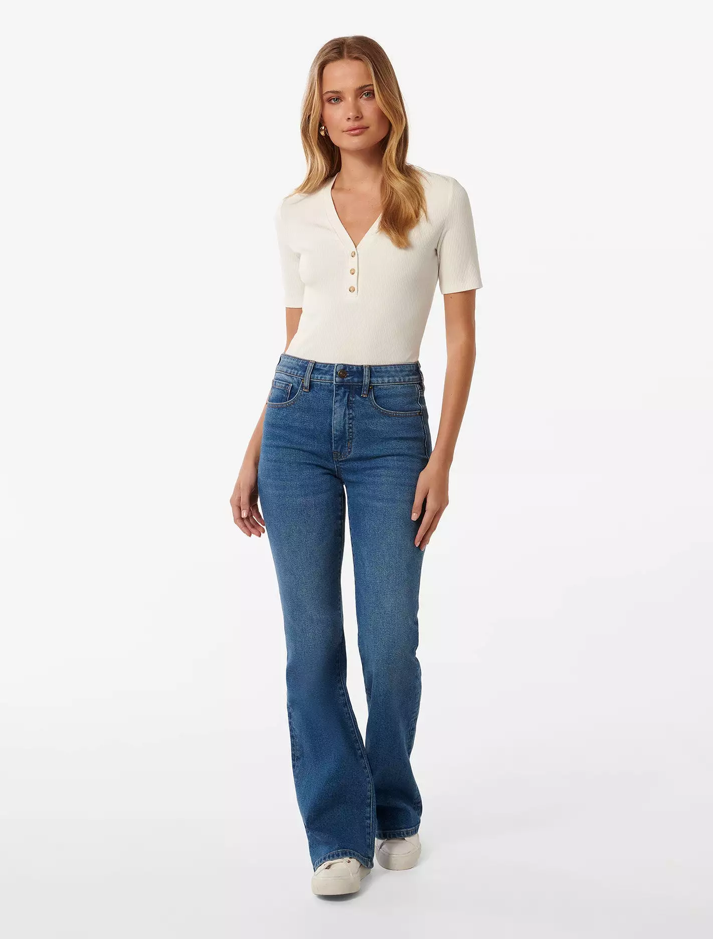 Kira Relaxed Flare Jeans