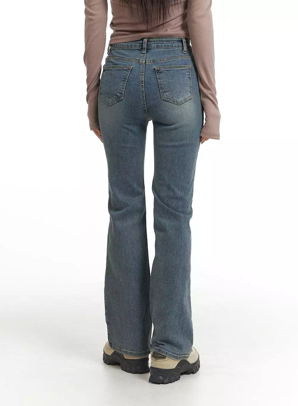 Slim Fit Bootcut Jeans CJ426