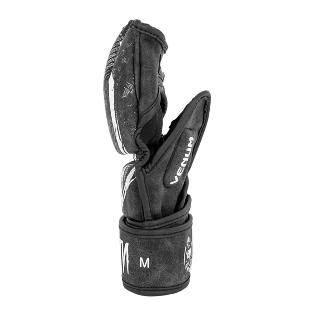 Venum GLDTR 4.0 MMA Gloves (Black/White)