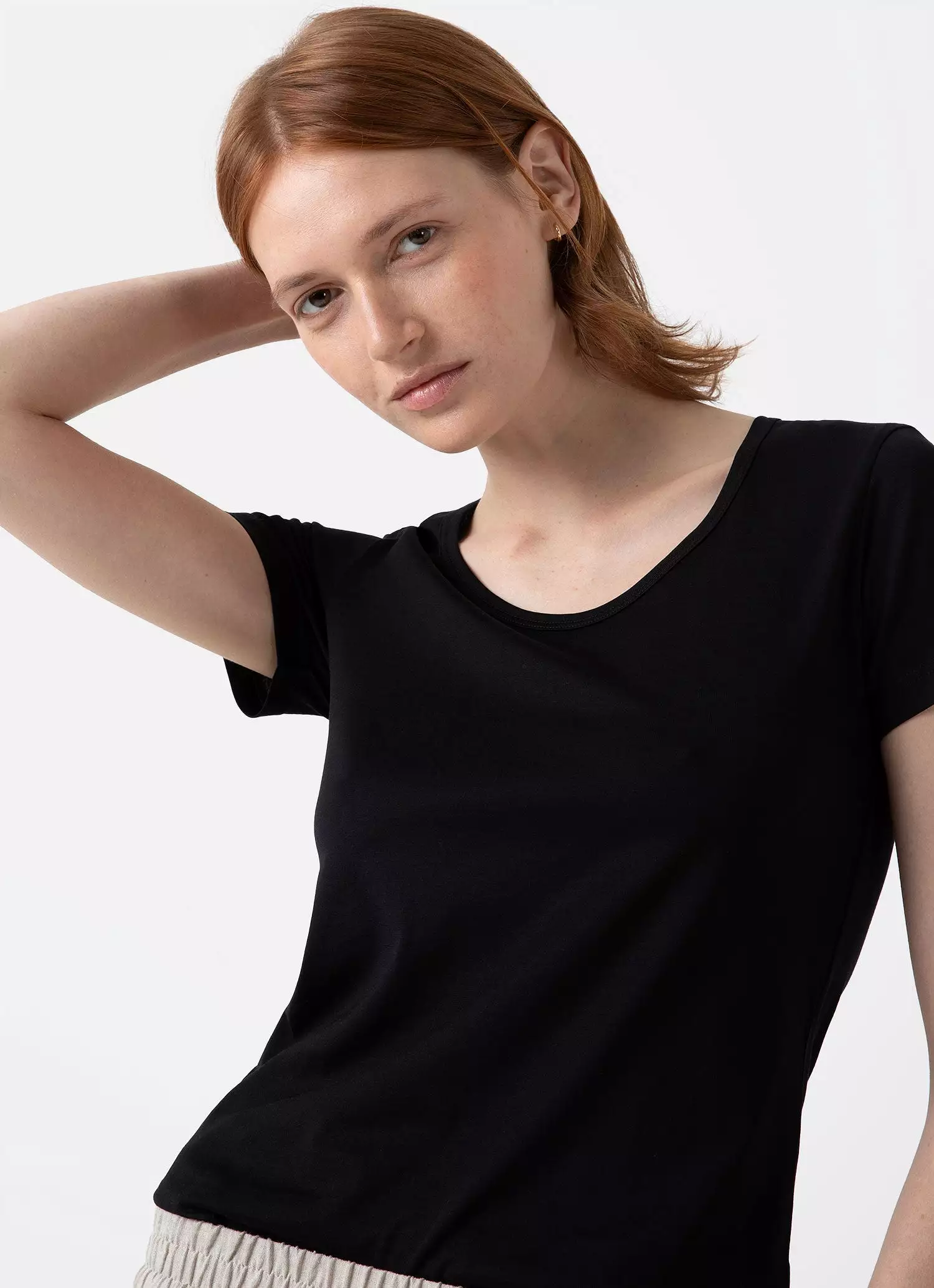 Women's Classic Scoop Neck T-shirt in Black